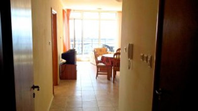 One-bedroom apartment for rent at Vega Village Complex, Sunny beach — fotoğraf 1