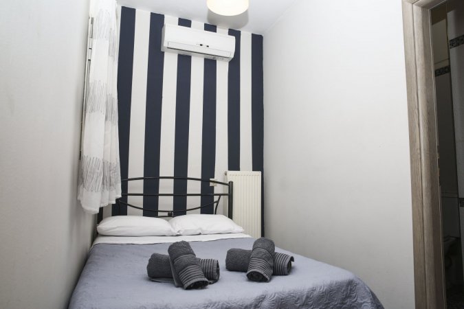 City center cozy apartment #3 — снимка 4