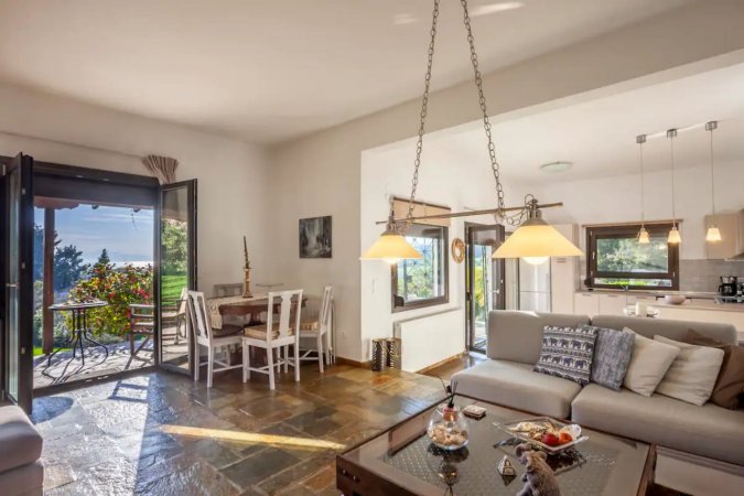 CAMELIA Elegant Cottage (КАМЕЛИЯ Елегантна вила) — снимка 5