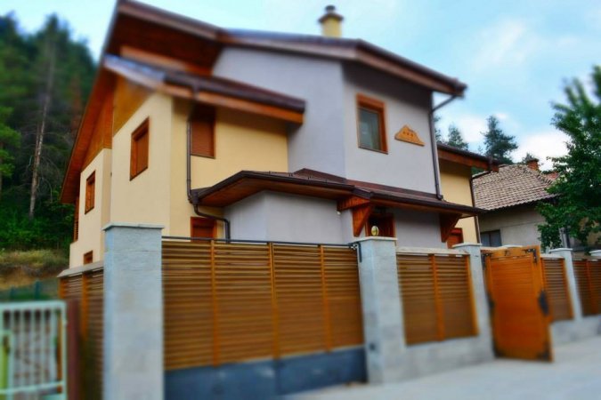 VILA RILA SAMOKOV — фотографија 1