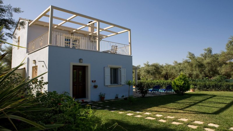 Villa Iolis — снимка 3