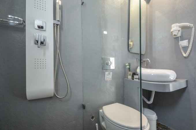 Depis suites superior quadruple room Naxos town — снимка 5