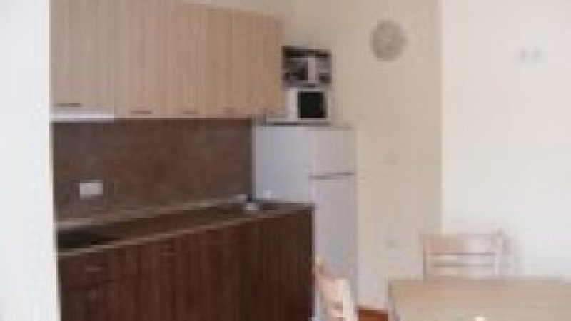 Апартамент с 1 спалня в комплекс Вили Романа — снимка 2