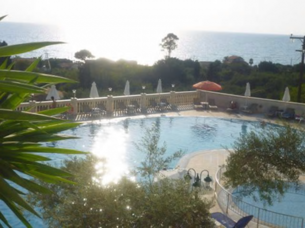Sea view studio near the beach. — fotoğraf 3