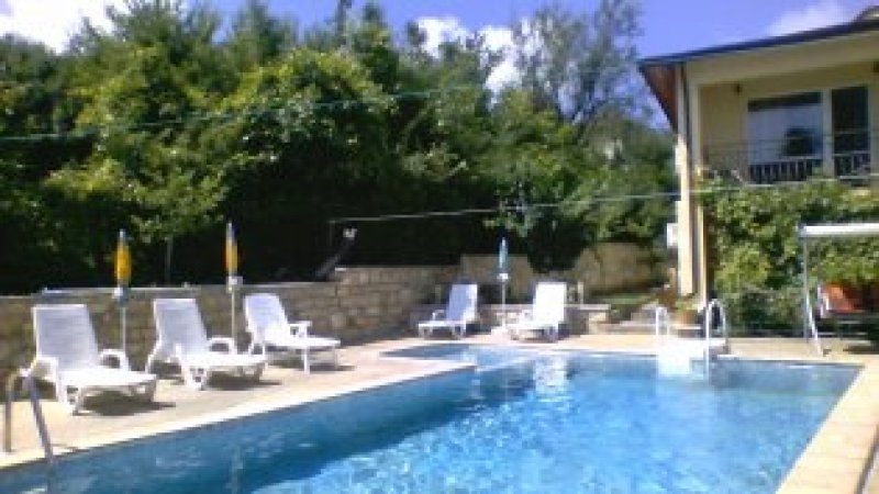 Villa with swimming pool near Reviera — fotoğraf 2