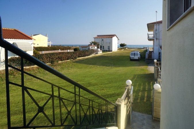 Marina's Beach Villa - Skala Avdira — снимка 2