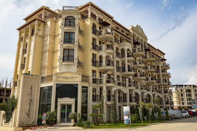HARMONY SUITES 10 *Menada Apartments * Lux  Apartment — снимка 1
