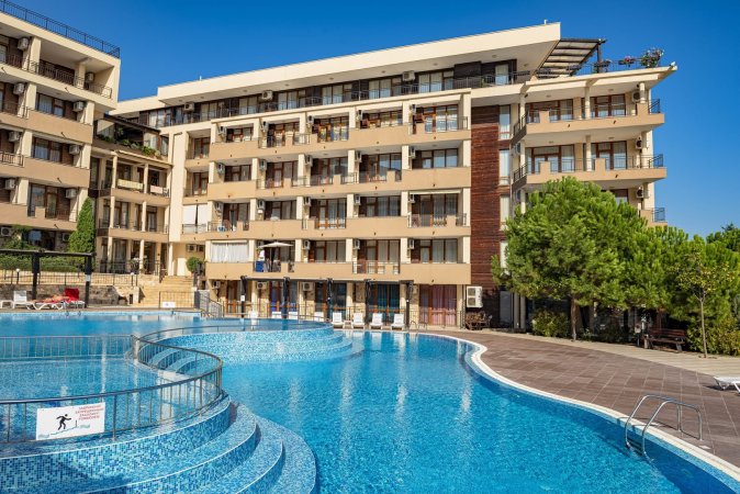 LUXOR * Menada Apartments * cozy studio — снимка 1