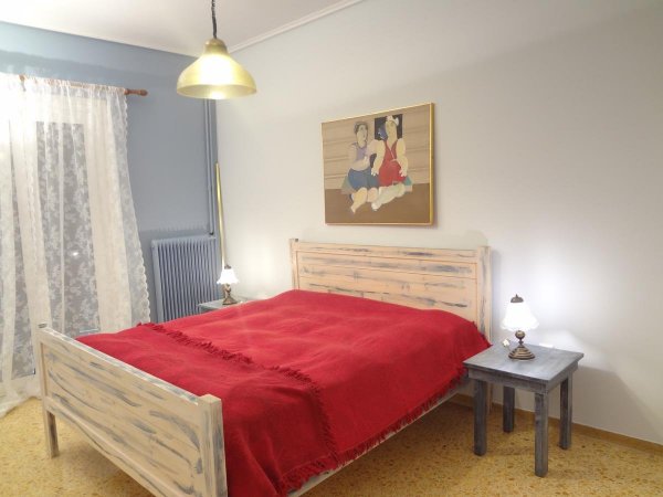 Near campus apartment — снимка 1