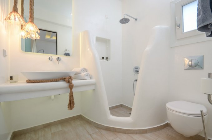 Luxury villa with pool at Plaka beach Naxos — снимка 2
