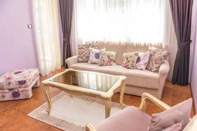 Luxury one-bedroom apartment for rent and parking in the center of Veliko Tarnovo — foto 5