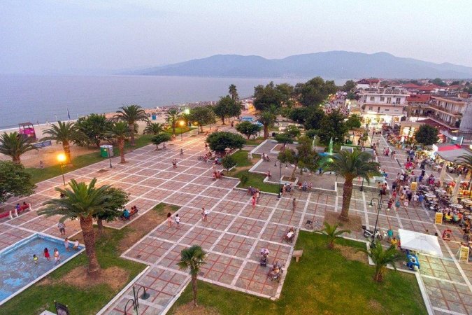 Apartment next to the sea in Asprovalta — снимка 1
