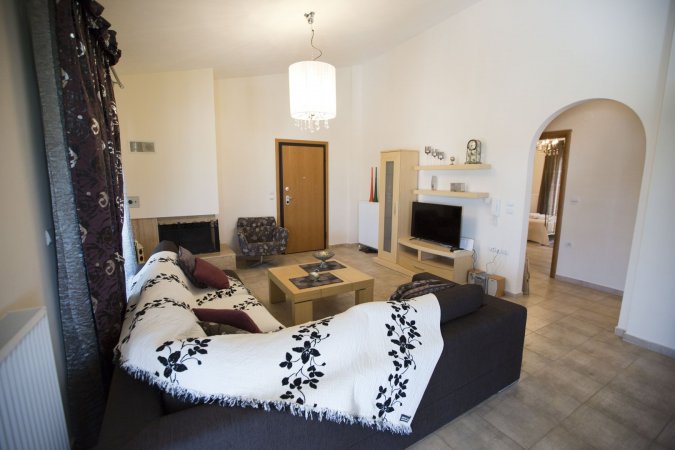 Elena apartment — снимка 1