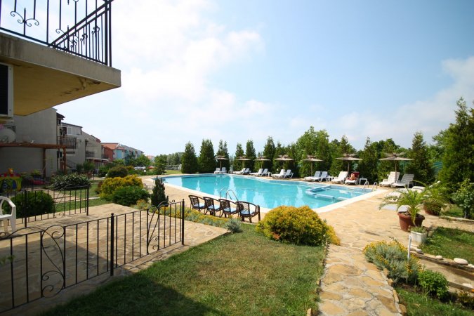 One bedroom ground floor apartment in Yalta — фотографија 1