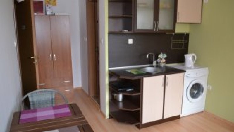 Студио под наем в Съни Дей 6 — снимка 2