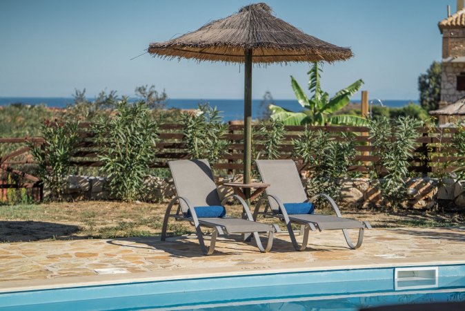 Alegria Villas @ Maisonettes-Boutique Apartments)