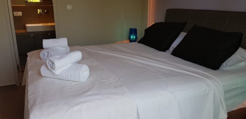 Central Apartment right next to Acropolis ! — снимка 1