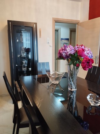 Bright Luxury Apartment — снимка 1