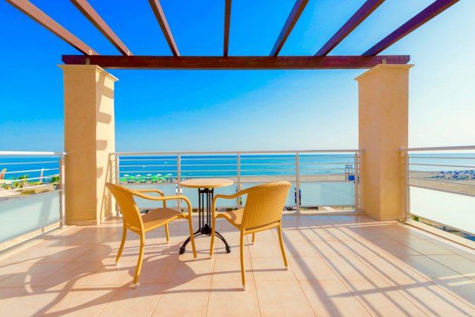 Beachfront Villa Avra with private swimming pool — снимка 5