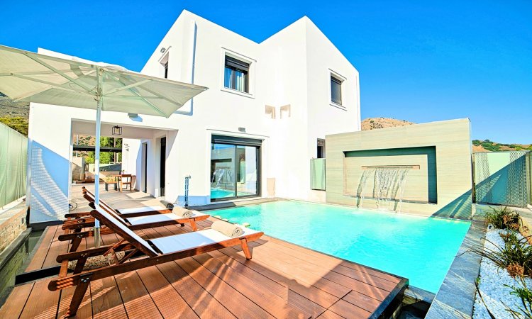 Perla Nera Villa Heated Pool — снимка 2