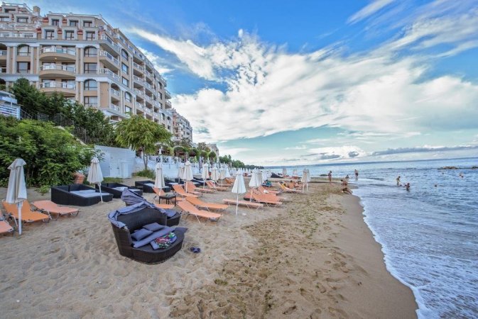 Luxury & panoramic apartment on La Mer beachfront. — фотографија 6
