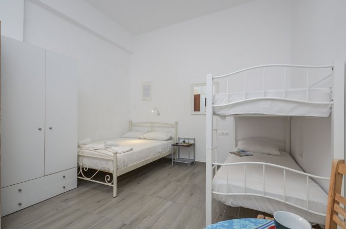 Naxos apartment for 6, 50m from St George Beach — снимка 2