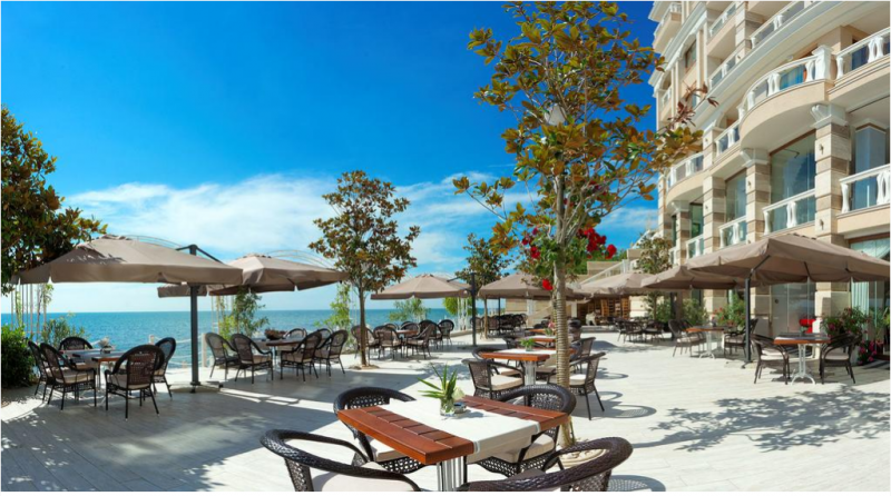 One bedroom apartment in "La Mer" complex — фотографија 4