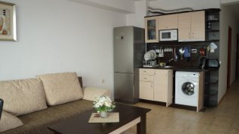 Apartment with 2 bedrooms in Sveti Vlas — fotoğraf 1