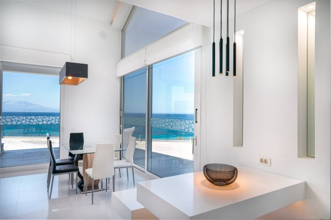 Luxury Villa Cavo Mare Meltemi with private pool & jacuzzi — снимка 3