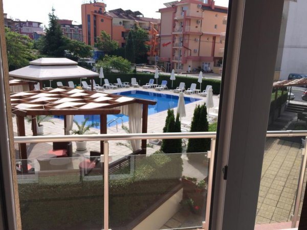 Двустаен апартамент в  Sunny House Family — снимка 2