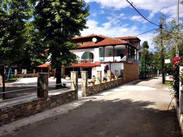 Efrosini hotel apartmens & studios — фотографија 2