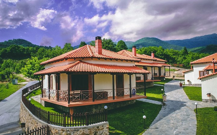 Karyon Apartments — снимка 1
