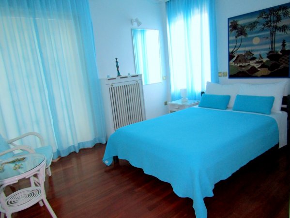 Sea and the City Luxury Sea View Aprt.3bdrm sleeps 7 — фотографија 6