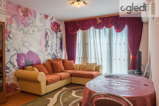 Two bedroom apartment in 300 m from the beach — фотографија 3