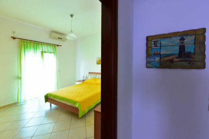 MOUZAKIS VILLAS (BLUE VILLA) — фотографија 3