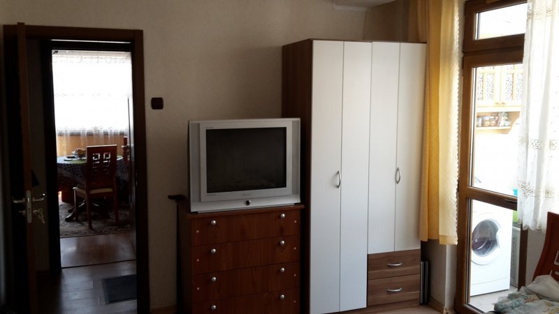 One bedroom in Pоmorie — фотографија 5