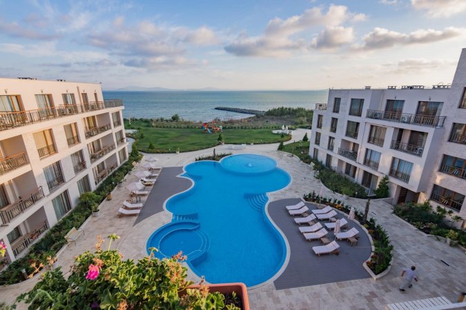 АПАРТАМЕНТ 16E в апарт комплекс Diamond Beach — снимка 2