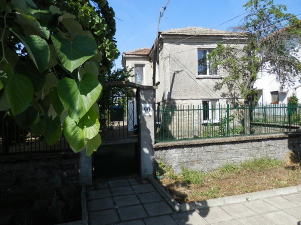 Detached Bulgarian House in the village of Marinka - 5 minutes from the Sea — снимка 1