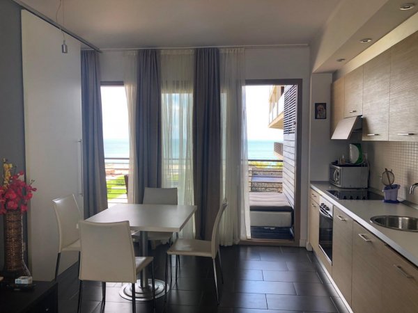 Аpartment with  sea view, first line, 50 m. from the seaside,YooBulgaria — фотографија 3