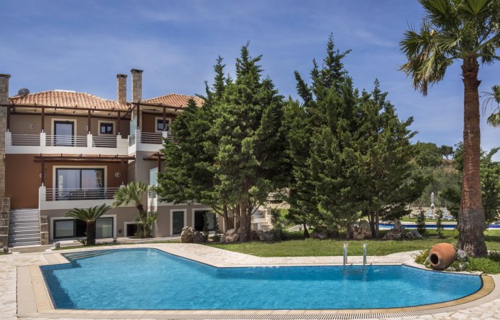 Athina Luxury Villas — снимка 3