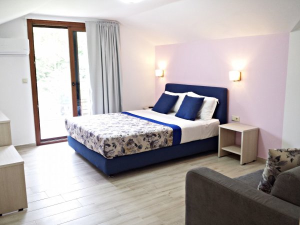 Efrosini Apartments Loft Suite — фотографија 5