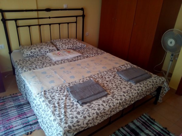 Sea view apartment in Greek village — фотографија 3