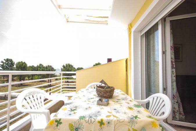 Sea View Apartment — снимка 1