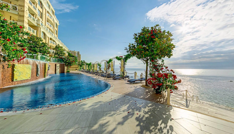 Luxury 1BD Ap In Private Lamer Complex - First Line, Pool and Private Beach. — foto 2
