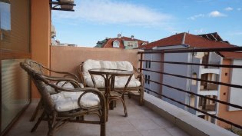 Apartment with 2 bedrooms in Sveti Vlas — фотографија 2