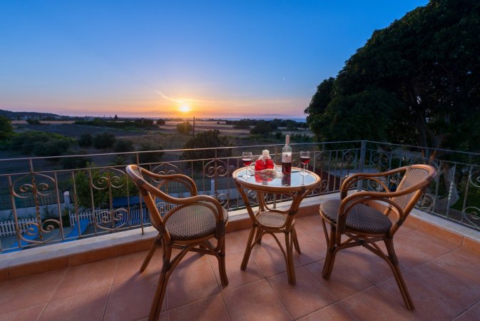villa with private pool — снимка 6