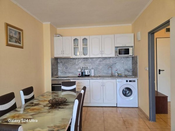 Apartment in Central Plaza — снимка 4