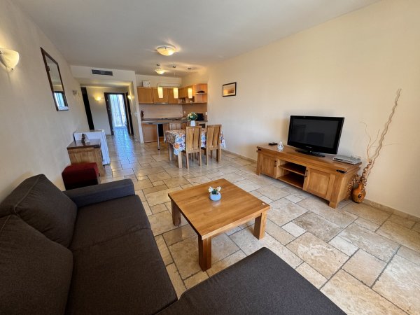 1 Bedroom Apartment w/ Pool View | Kaliakria — снимка 4