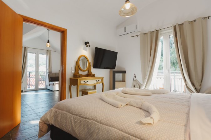 Odysseas Suite ( Stellatos House ) — foto 1