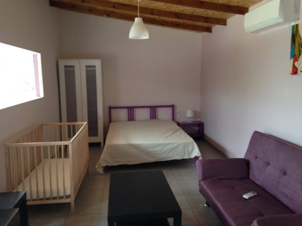 Colorful Luxury Studio Near Airport and Beach — фотографија 3